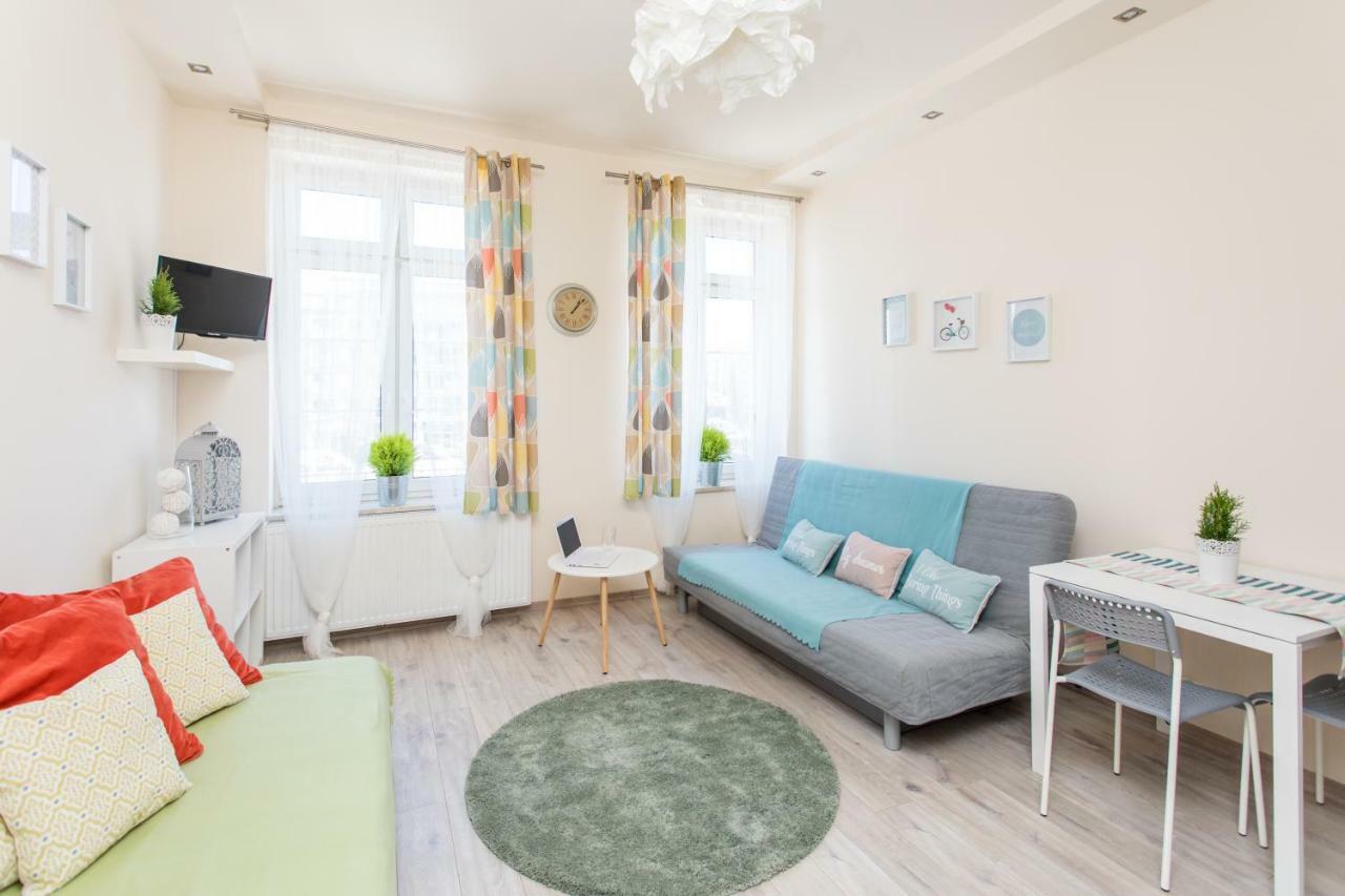 Kamienica Nad Motlawa Apartment กดัญสก์ ภายนอก รูปภาพ